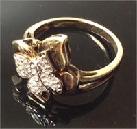 10kt Gold & Diamond Chip Butterfly Ring