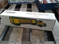 Toy Truck Collector 18-Wheel Box Trailer Truck--