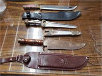 A1- BOWIE KNIFE AND TWO OTHER LARGE KNIVES