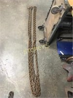 24' Chain w/ 2 Hooks