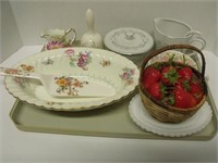 Tray Lot of Porcelains