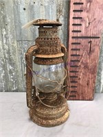 Kerosene lantern, rusted
