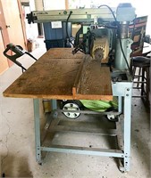 Delta Model 10 Deluxe Radial Arm Saw w/Automatic