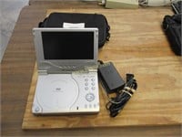 Polaroid Portable DVD Player PDV-0701A.