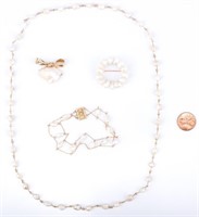 4 TN Pearl and Gold jewelry Items