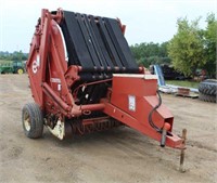 Hesston Round Baler, 540 PTO, Tire Size: 9.5L x 15