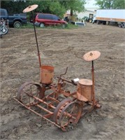 2-Row Mounted Corn Planter