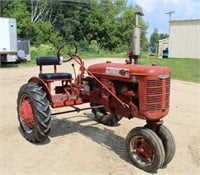 IH Farmall "B" Culti-Vision Gas Tractor