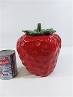Bonbonnière McCoy à forme de fraise, 1960's