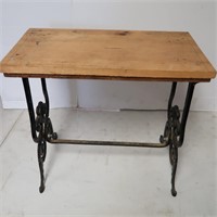 18" high Wrought Iron stand