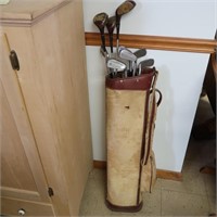 Vintage Golf Set