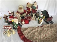 Santa Dolls & Christmas Items U11D