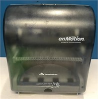 Automatic Paper Towel Dispenser