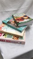 Pregnancy cookbook cake mix, Bible juicer book