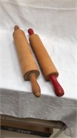 2 wooden rolling pins