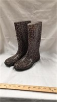 Size 6 rain boots