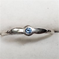 Silver Blue Topaz Ring (Size 7)