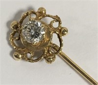 14k Gold Pin With Diamond