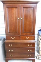 Wood TV armoire w/5 drawers