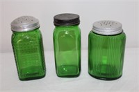 Depression glass 2 shakers and 1 jar