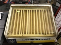 GE vintage automotive bulb case