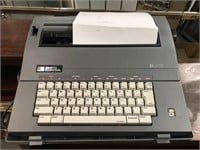 Smith corona SL 470  Typewriter