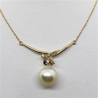 Valued $3056 14K  South Sea Pearl Diamond Necklace