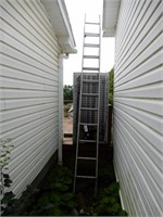 12' Aluminum Extension Ladder