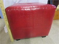 Furniture; retro red great shape ottoman; pick up