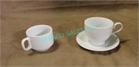 LOT, 17 SAUCERS + 26 ASST TEA CUPS