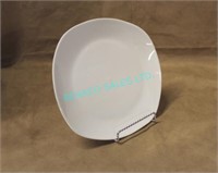 LOT, 42 PCS, 10" WHITE PLATES