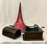 Edison Cylinder Phonograph With Morning Glory Horn