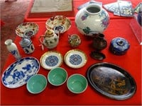 GROUPING OF ORIENTAL PORCELAINS