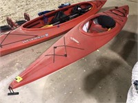 Pelican ultimate 120 single person kayak with