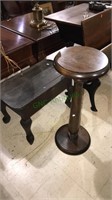 Small side table, pedestal table, 30 x 12“ in