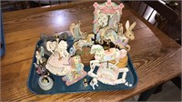 Tray lot of carousel horses and other figurines,