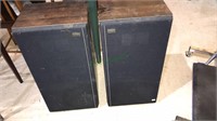 Pair of Sansui floor speakers model S517, 8 inch