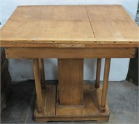 Rustic Draw Leaf Country Table