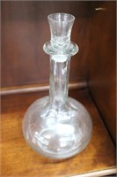 Decanter with Shot Glass Stopper