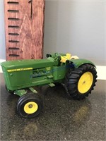 ERTL JD 5020D wf toy tractor