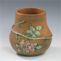 Weller Kenova Vase - Excellent