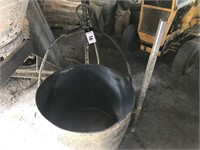 Concrete lifting bucket
