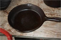 Cast Iron Frying Pan 10.5D