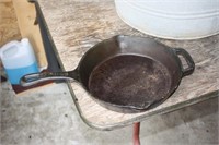 Cast Iron Frying Pan 10D