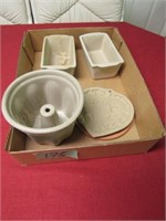 Sassafras Bread Pans, Cake Pan, All Stoneware