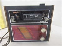 Vintage RCA Clock / Alarm/ Radio