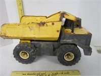 Toy; Tonka dump truck; does have rust