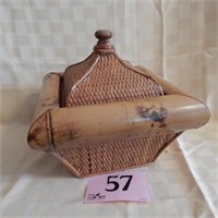 RATTAN LIDDED BOX 10 X 10 X 10