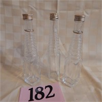 3 BOTTLES CAFE CLAIRE 8"