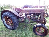 1937 John Deere BR Tractor